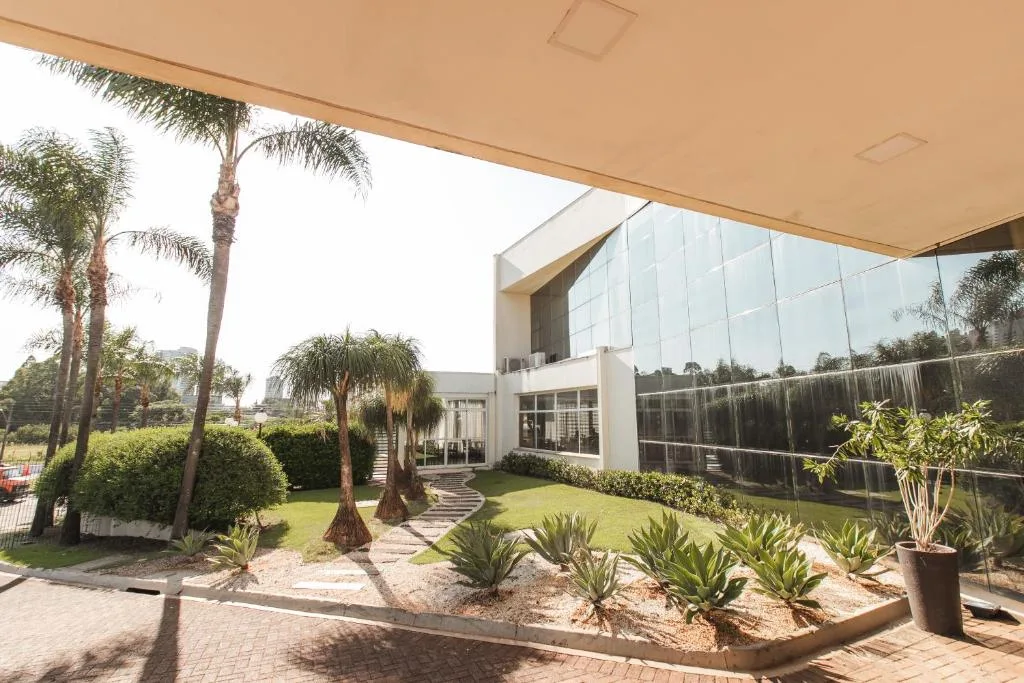 Comfort Suites Londrina — 4