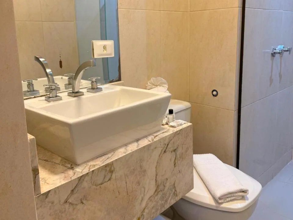 Dunamys Hotel Londrina — 2