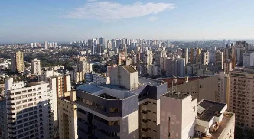 FLAT LUXO PREMIUM - Condomínio Londrina Flat - 43m2 - garagem grátis — 5