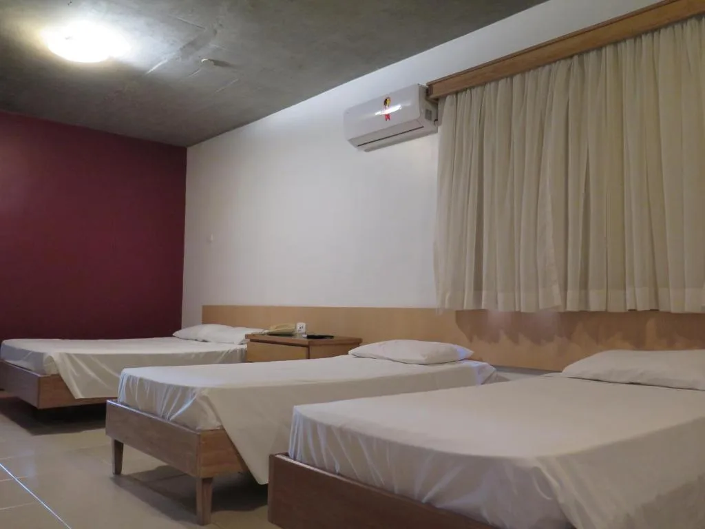 Hotel Ideal — 2
