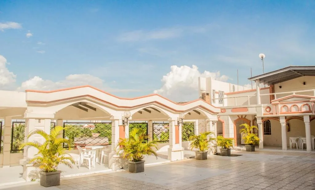 Atalanta Hotel
