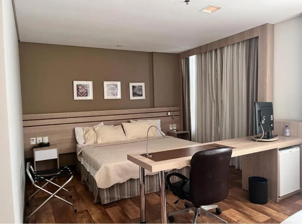 APART HOTEL SENSE - Localizado no Hotel Intercity