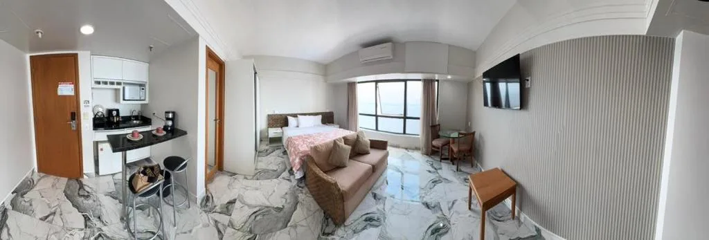 FLAT - Tropical Executive — 4
