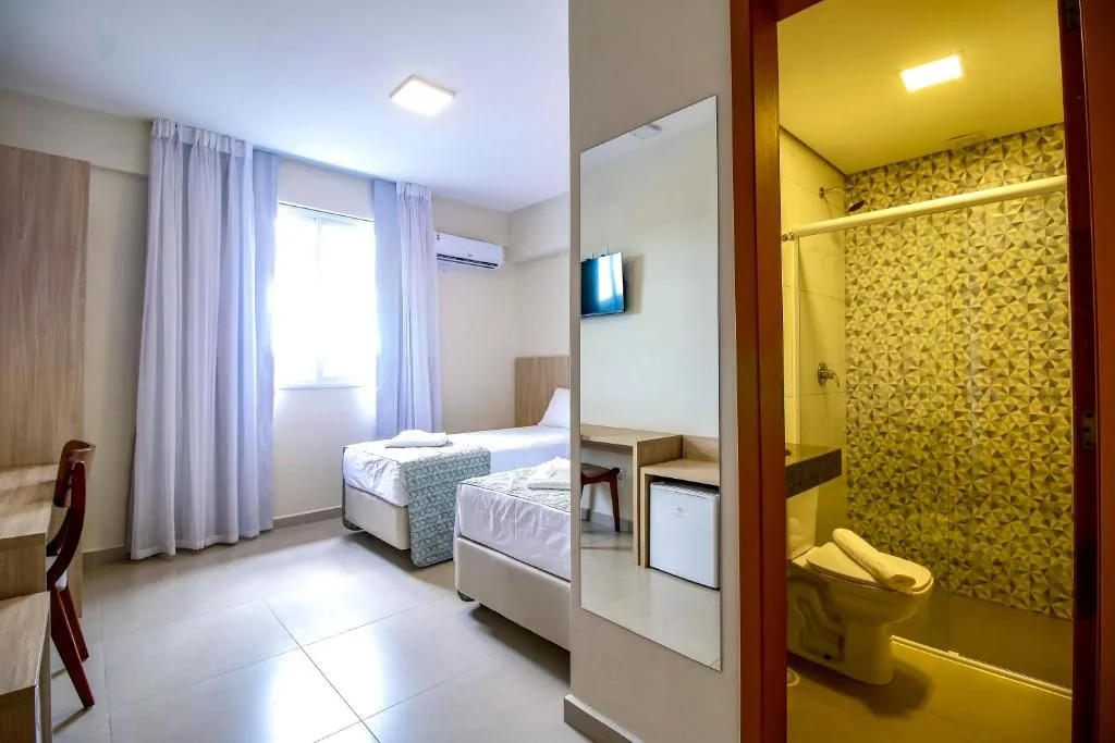 MLG Hotel — 2