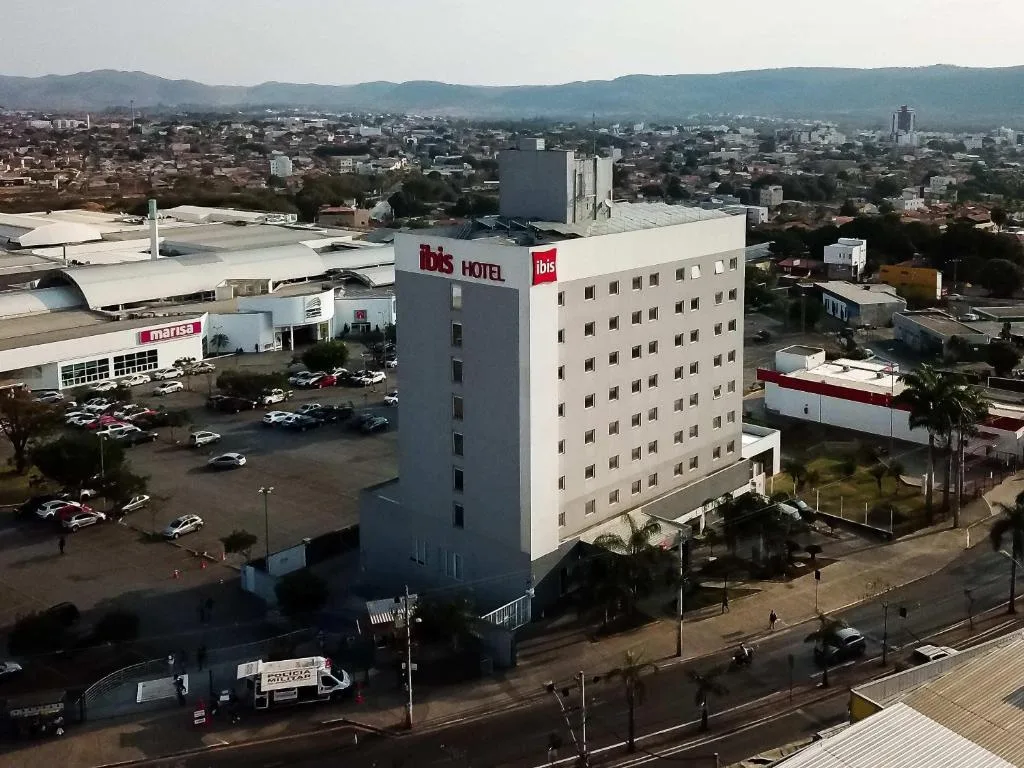 ibis Montes Claros Shopping