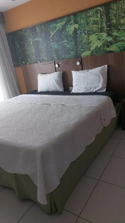 Flat com varanda, quarto de Morador Hotel 1112 — 2