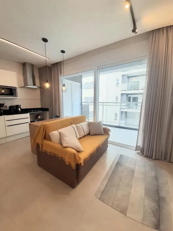 Studio Xavante 308A - confortável, com garagem coberta e portaria 24h