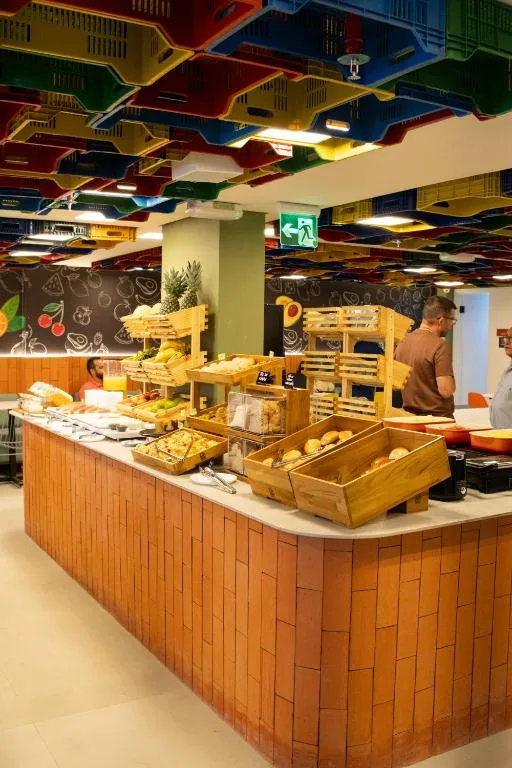 IBIS STYLES PETROLINA — 4