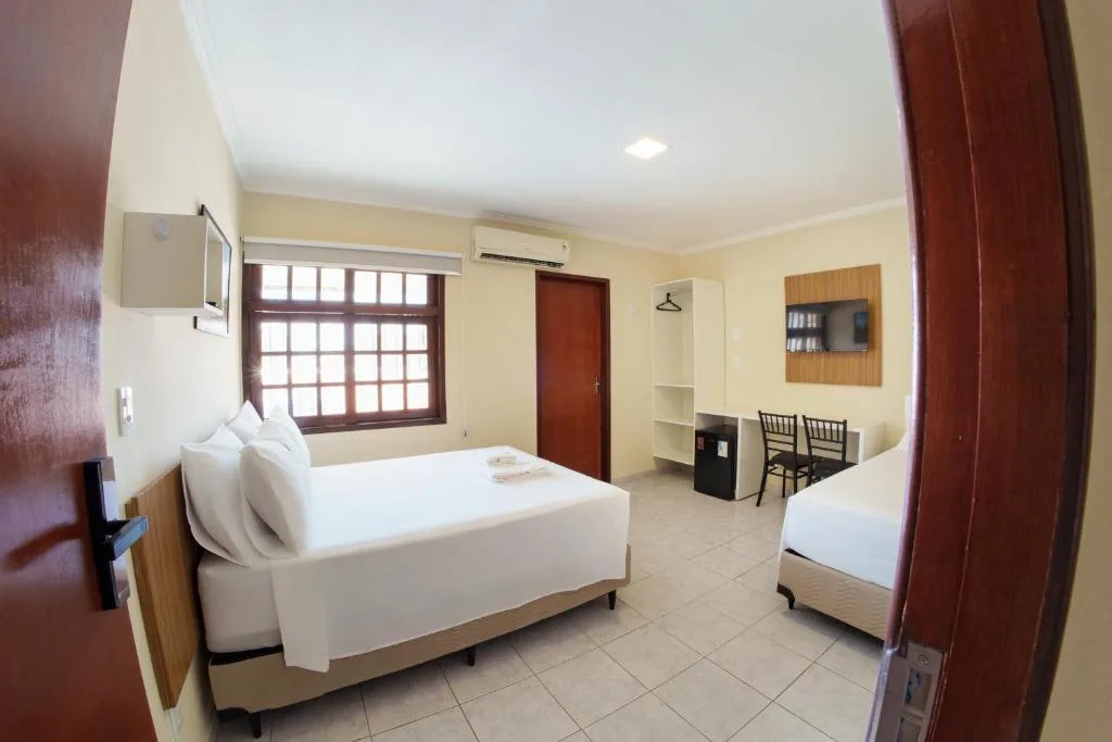 Vale Confort Hotel — 2