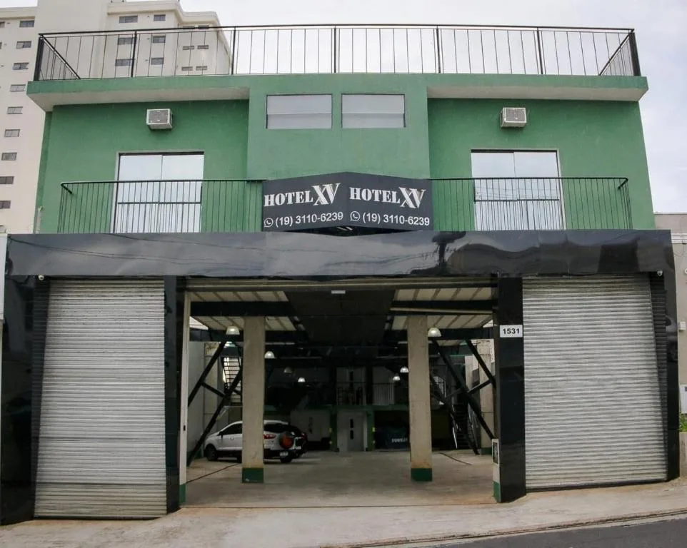 Hotel XV