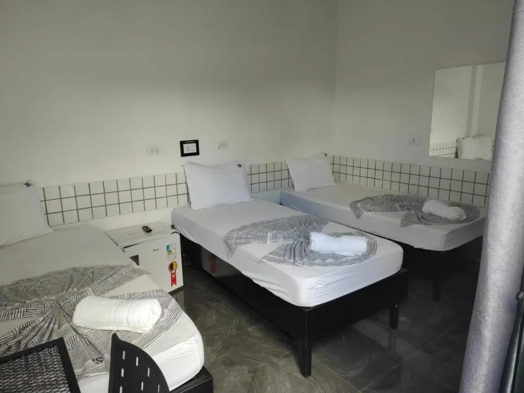 Hotel XV — 3