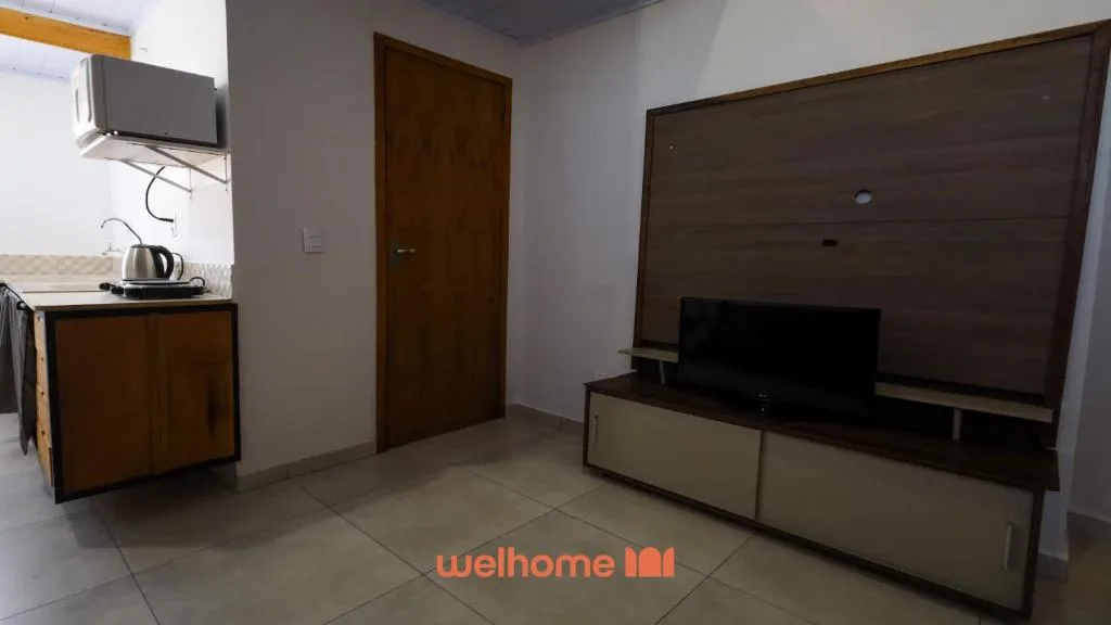 Loft em Ponta Grossa com Mezanino — 3