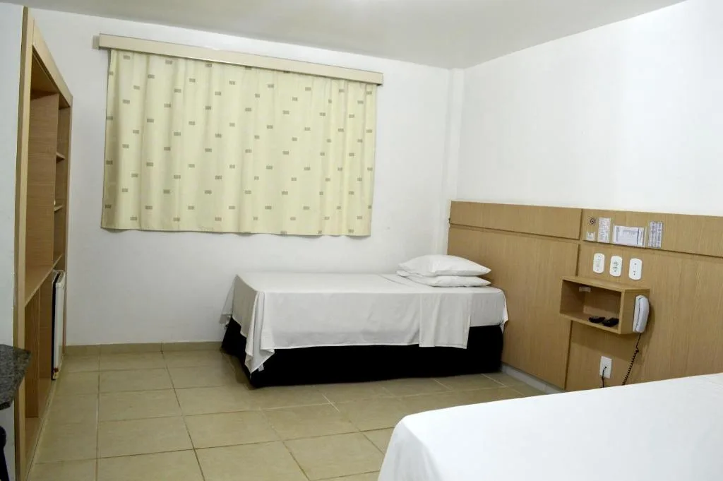 Richard Hotel — 2