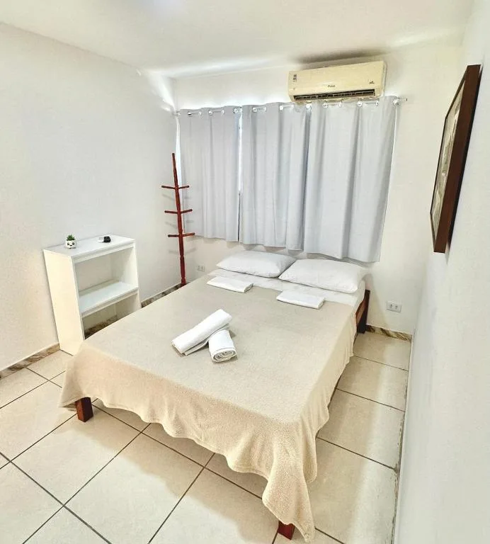 Quarto 01 - Pousada Canaã — 2