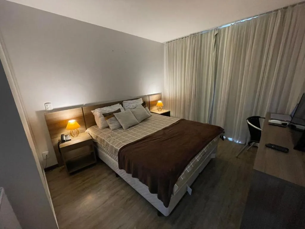 LZF Hosting - SUÍTE AO LADO DO RIO CENTRO, PARQUE OLÍMPICO, PRAIA DA BARRA E RECREIO