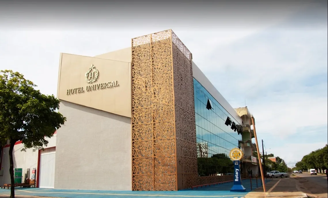 Hotel Universal — 3