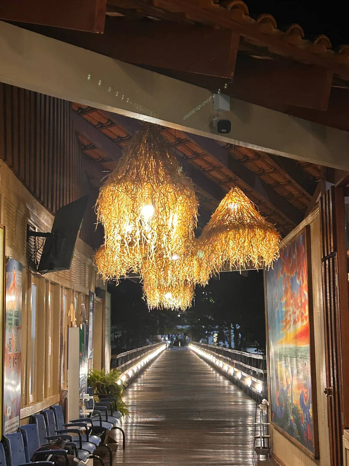 Lavi Hostel