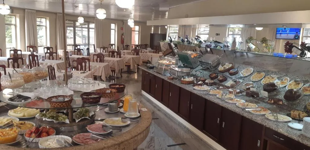Pampas Palace Hotel — 4