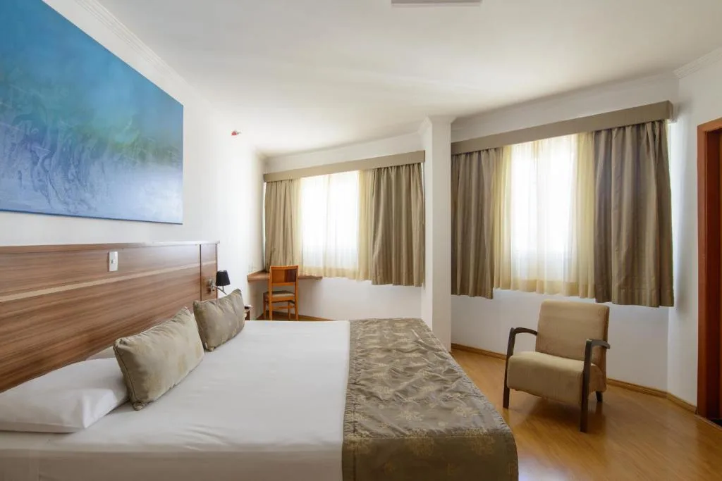 Faro Hotel São José dos Campos — 2