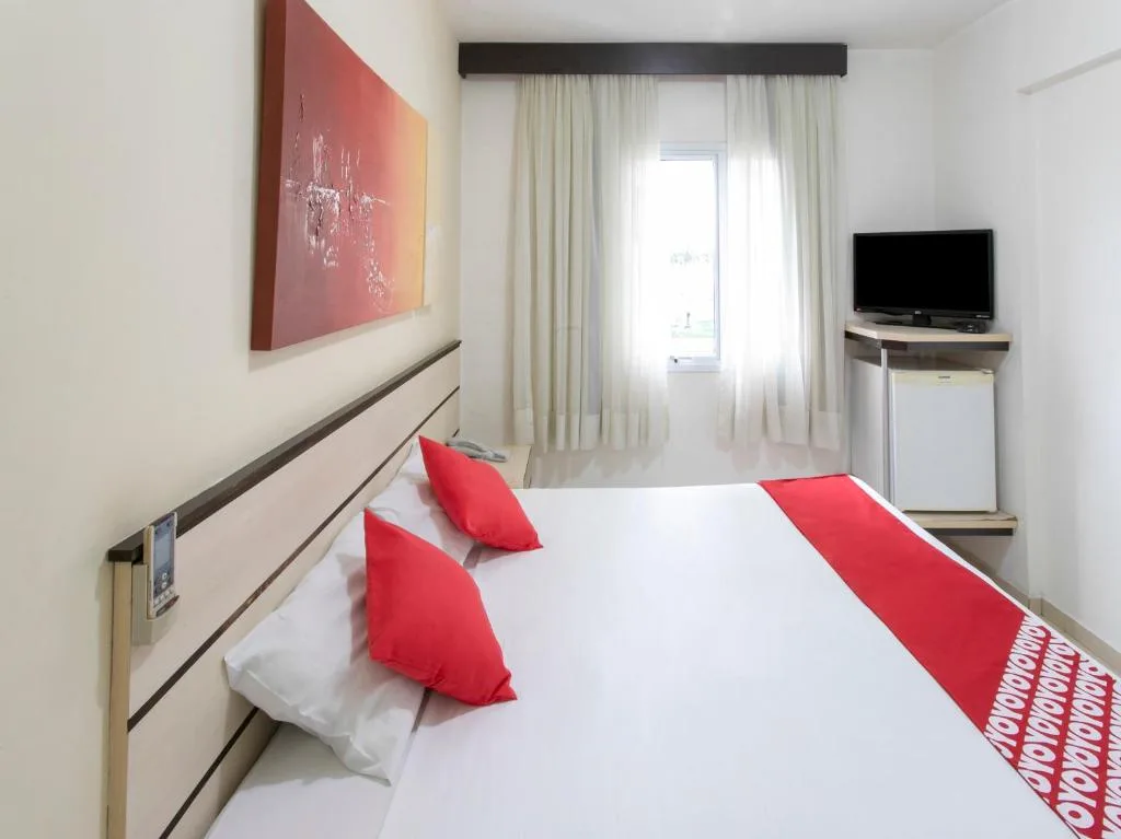 Polo Hotel — 2