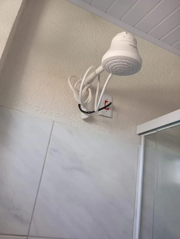 A M Hotel — 3