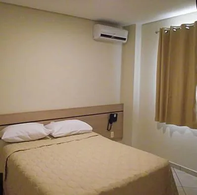Hotel Eden — 2