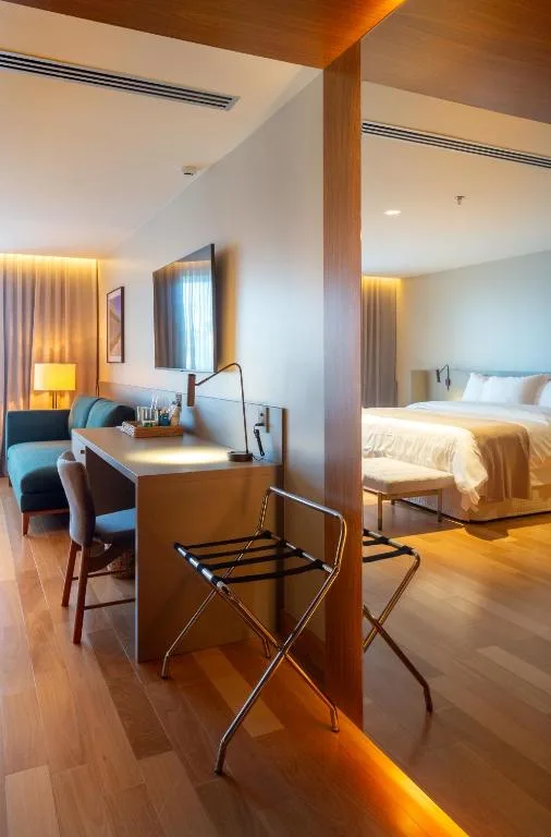 Monã Hotel — 2