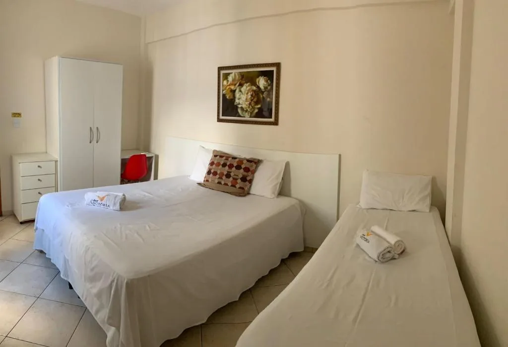 Apart Victoria — 2