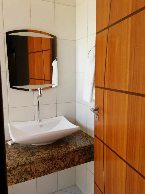 Conquista Palace Hotel — 3