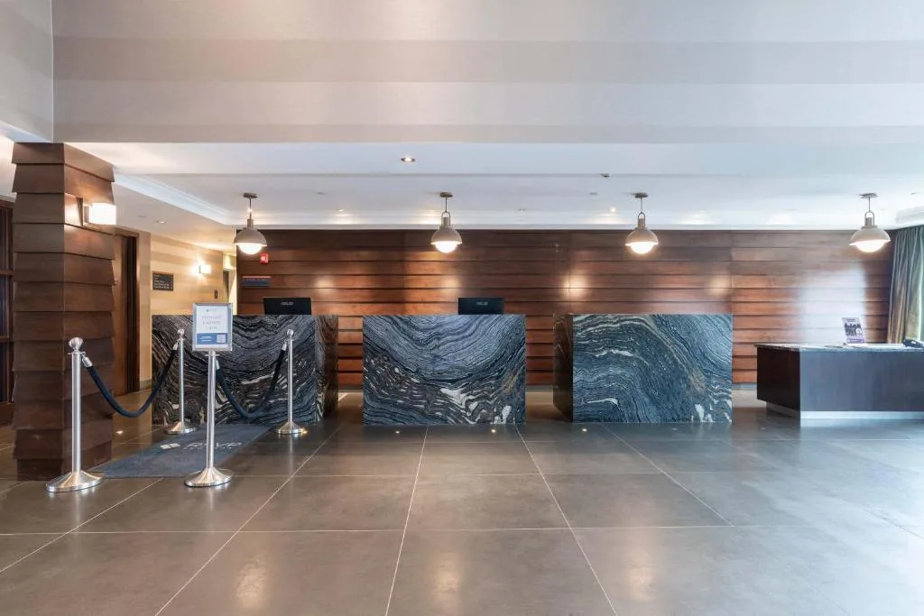 Sandman Hotel Abbotsford Airport — 2