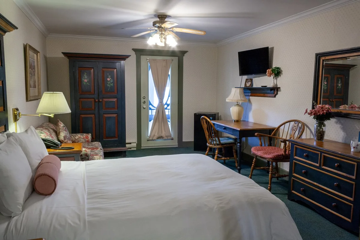 Auberge Lakeview Inn — 4