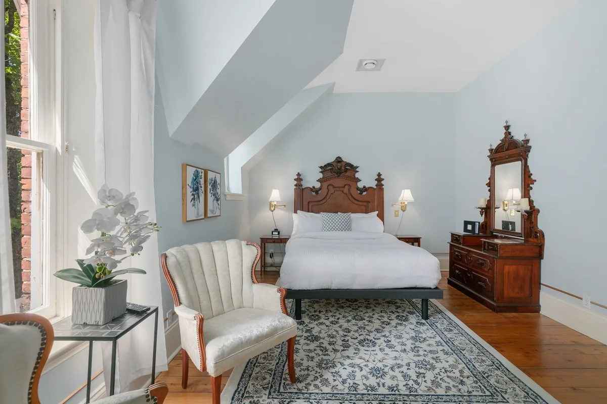 Manoir Sweetsburg — 4