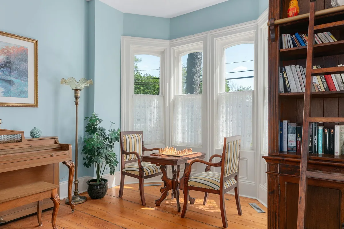 Manoir Sweetsburg — 5
