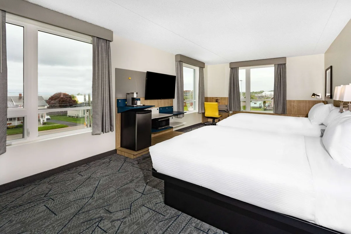 Microtel Inn and Suites by Wyndham Summerside — 2