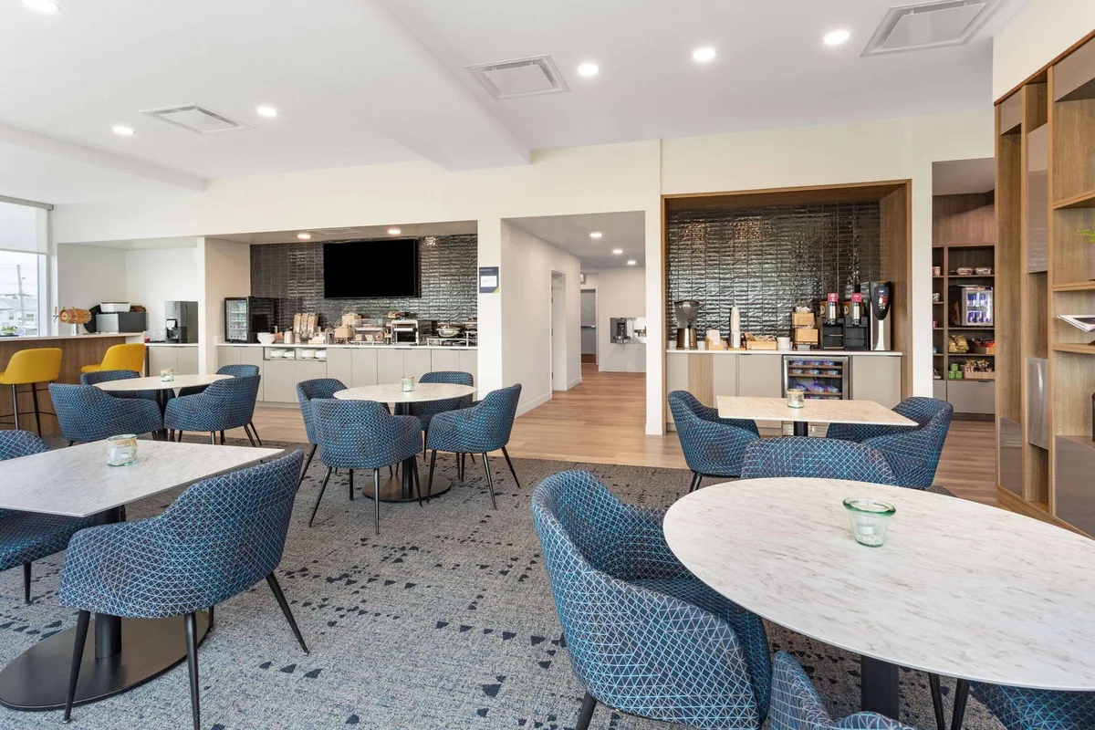 Microtel Inn and Suites by Wyndham Summerside — 4