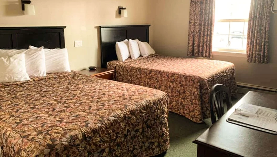 Traveller's Inn Summerside — 4