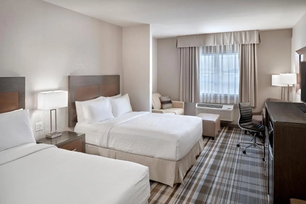 Fairfield Inn & Suites by Marriott Airdrie — 2