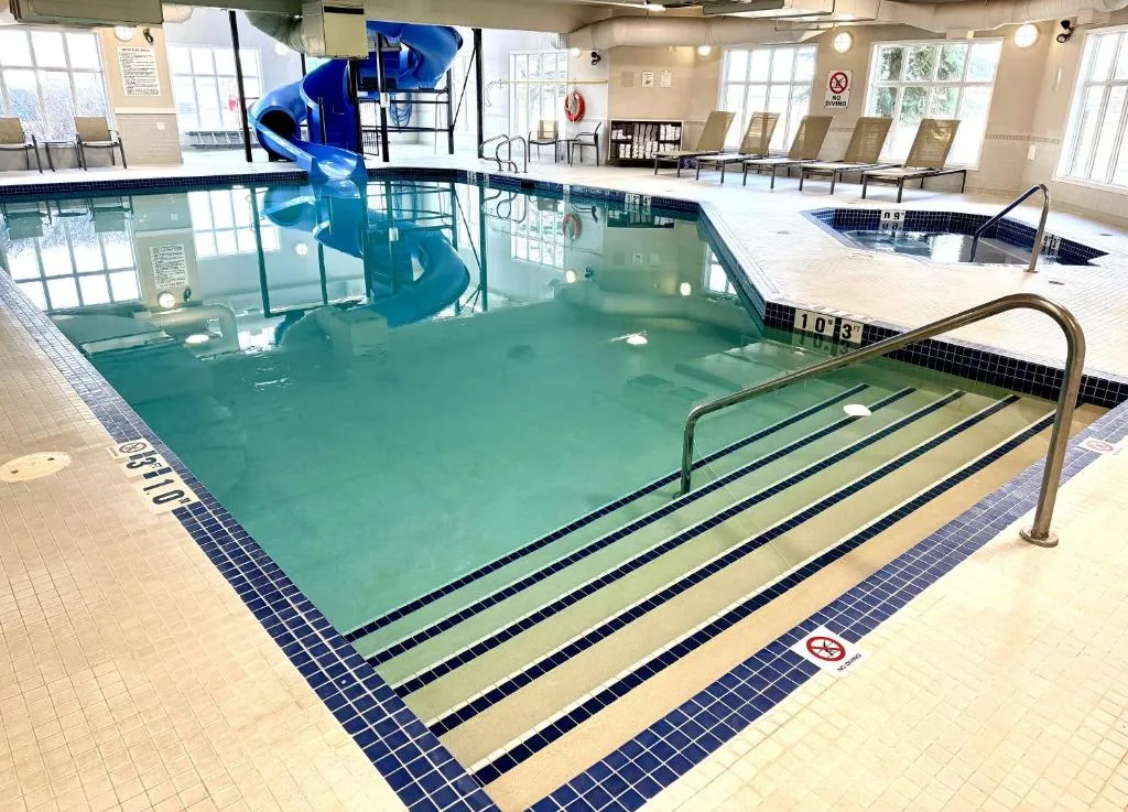 Holiday Inn Express Airdrie by IHG — 3