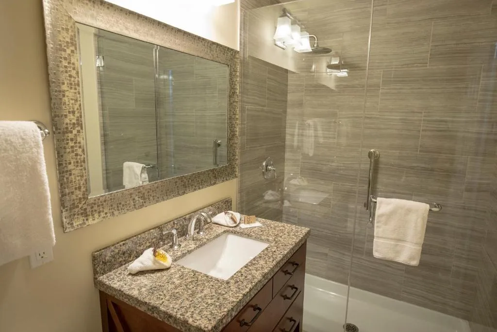 Banff Boutique Inn - Adults only — 3