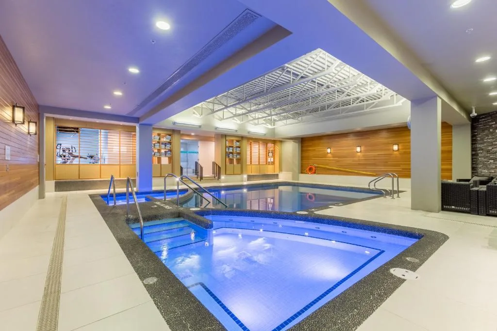 Banff Park Lodge — 3