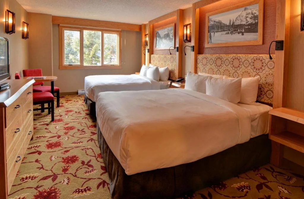 Banff Ptarmigan Inn — 2