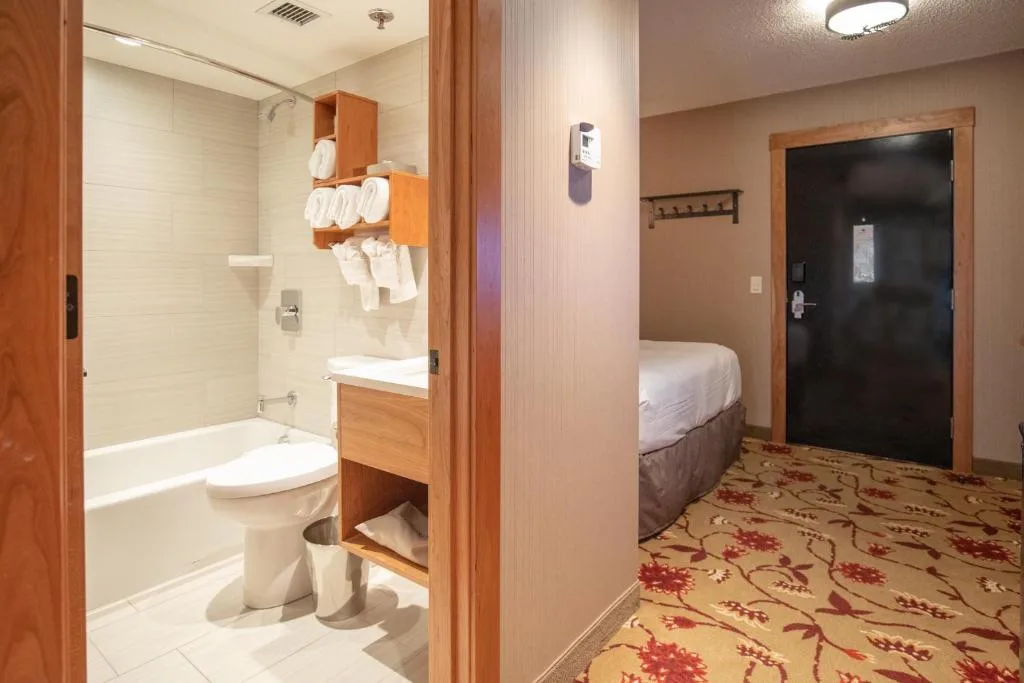 Banff Ptarmigan Inn — 3