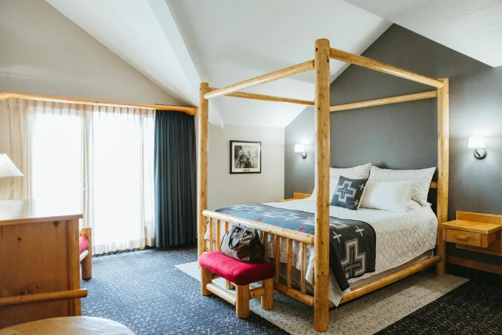Brewster Mountain Lodge — 2