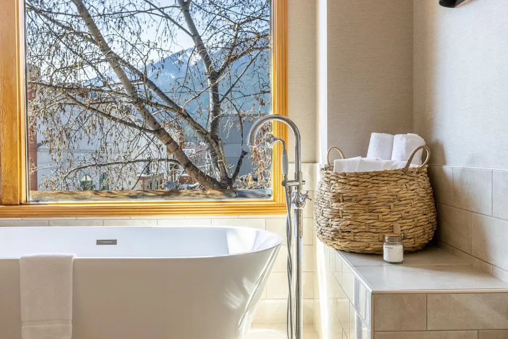 Brewster Mountain Lodge — 3