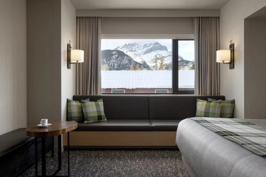 Peaks Hotel and Suites — 2