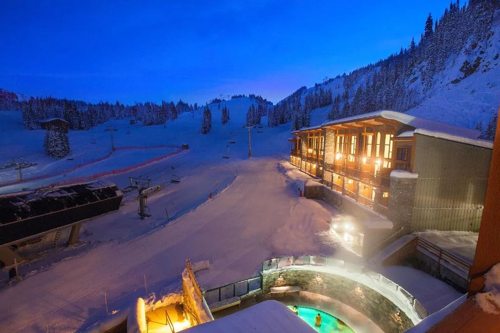 Sunshine Mountain Lodge