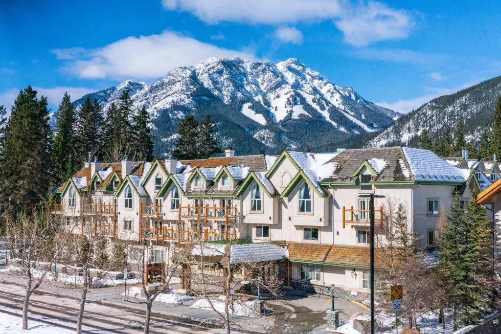 The Rundlestone Lodge — 5