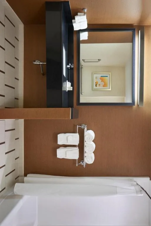 Fairfield Inn & Suites by Marriott Barrie — 3