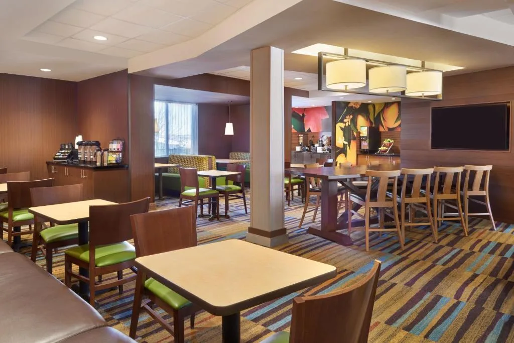 Fairfield Inn & Suites by Marriott Barrie — 5
