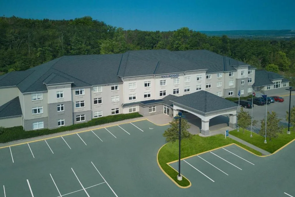 Four Points by Sheraton Barrie — 5